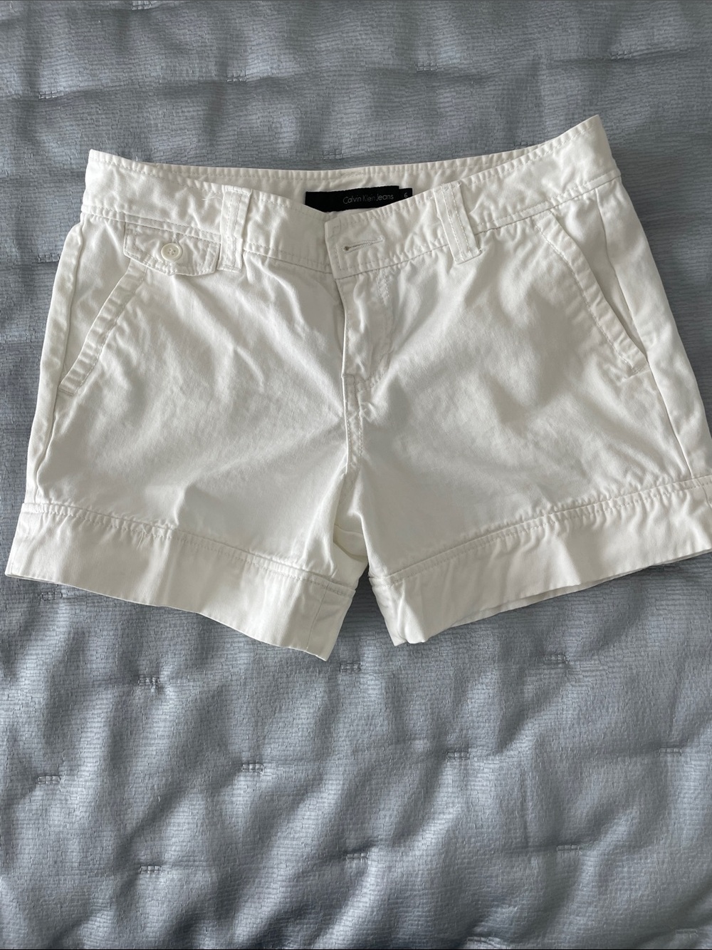 Calvin Klein White Cotton Blend Women’s Bermuda Shorts
